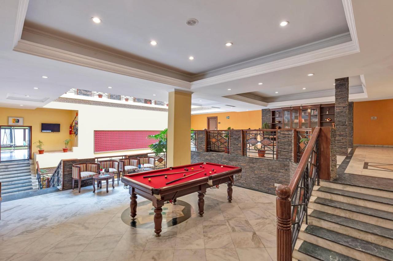 Готель Club Mahindra Snow Peaks Manali Екстер'єр фото