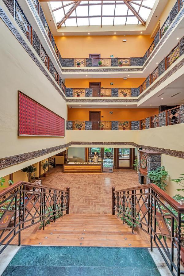 Готель Club Mahindra Snow Peaks Manali Екстер'єр фото