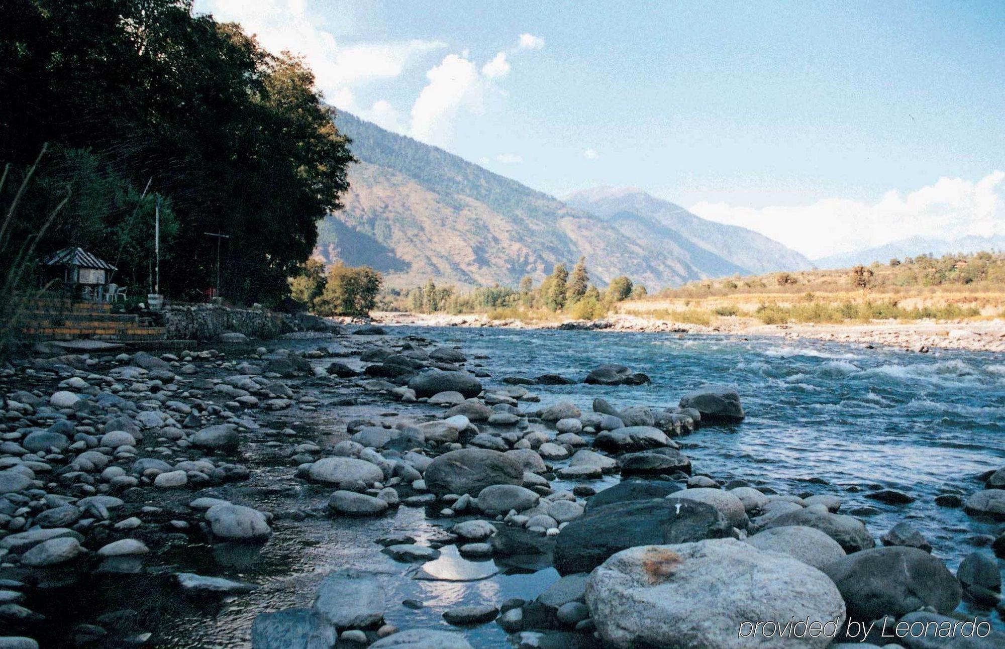 Готель Club Mahindra Snow Peaks Manali Екстер'єр фото